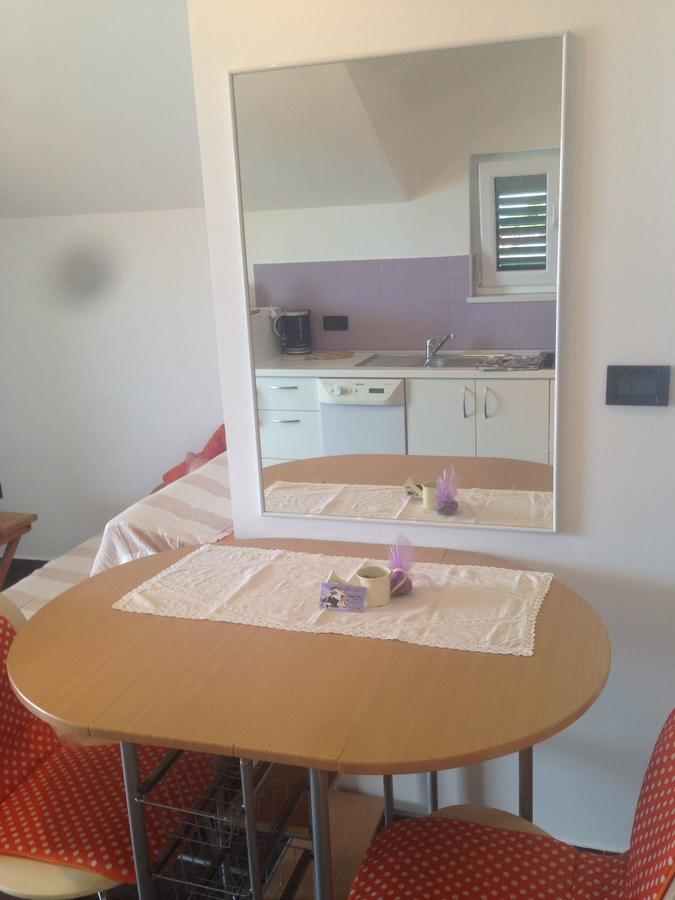 Apartments Villa Lili Lovetovo Vodice Buitenkant foto